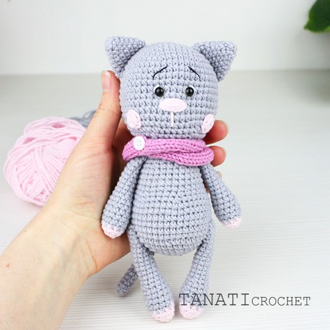 В'язаний котик Tanati Crochet